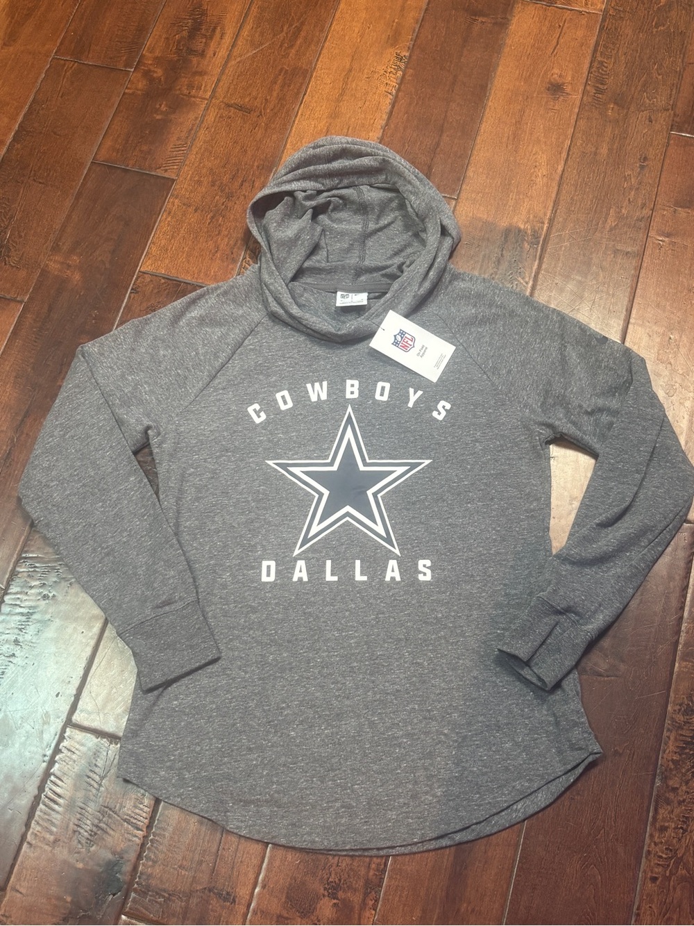 Nike Women's Dallas Cowboys Raglan Funnel Neck Pullover Hoodie - Picture 2 of 5